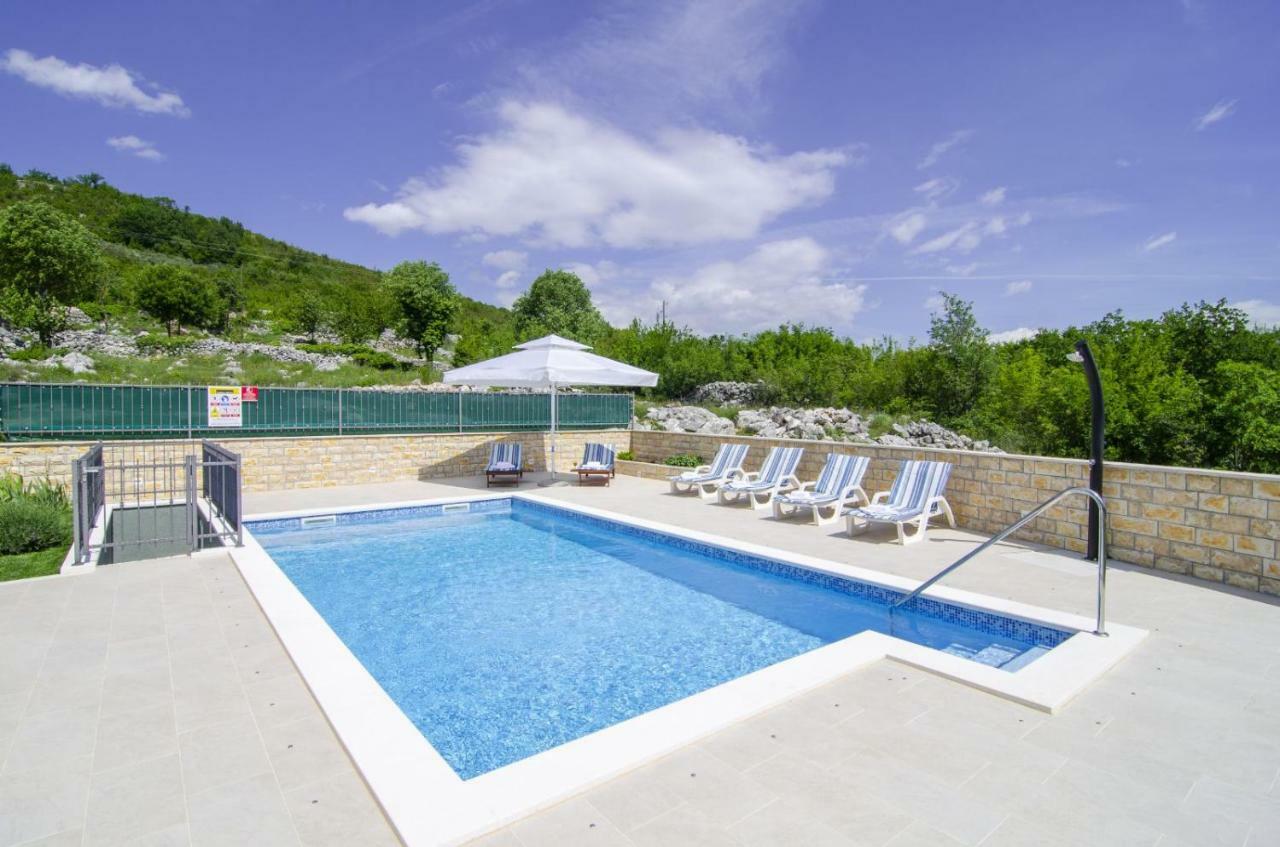 Villa Katja Omiš Dış mekan fotoğraf